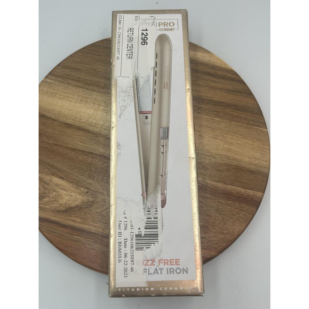 Conair InfinitiPRO Frizz Free 1 In Flat Iron Titanium Ceramic LCD CS600 Gold